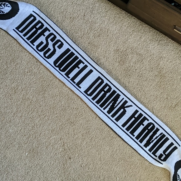 Scarf - Picture 3 of 3